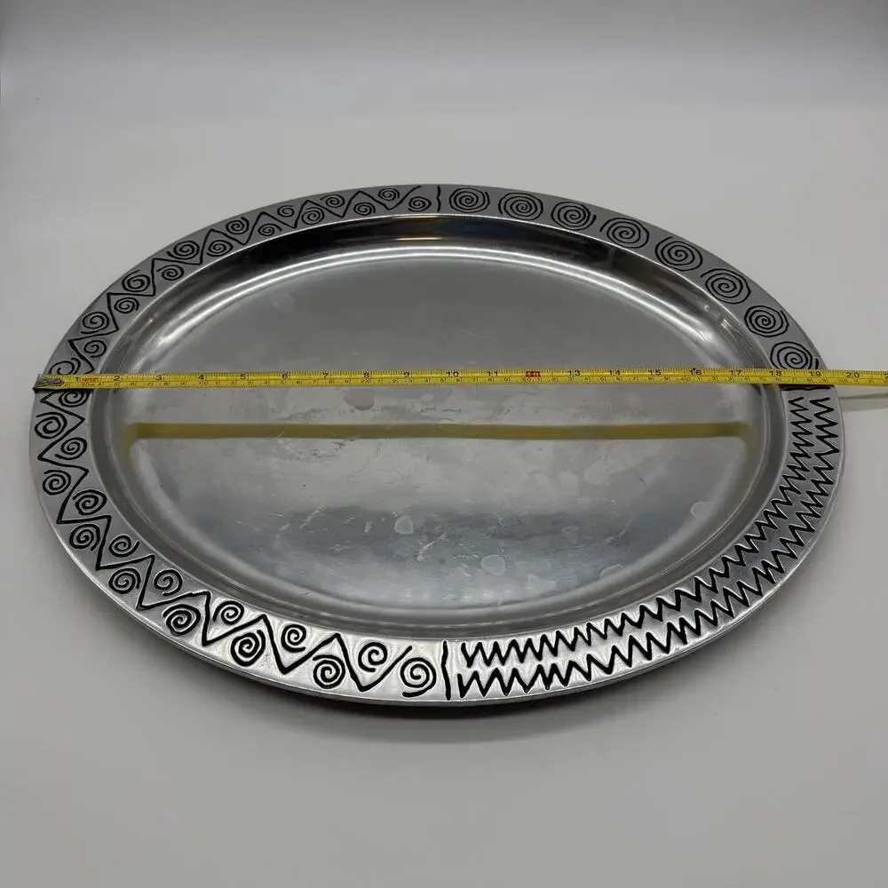 Wilton Armetale Reggae Large Oval Serving Platter 19” X 15.5” Metal Tray Dish
